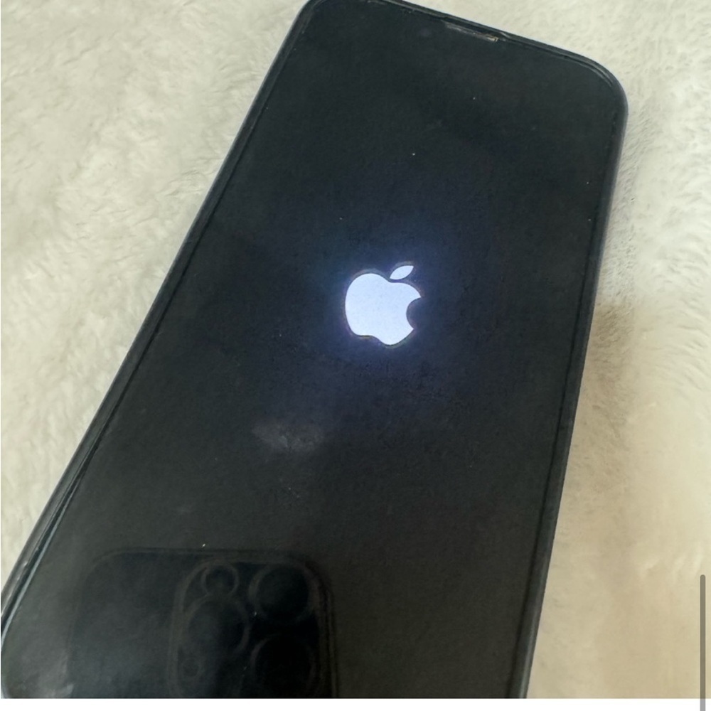 Apple iPhone 13 - Picture 7 of 9
